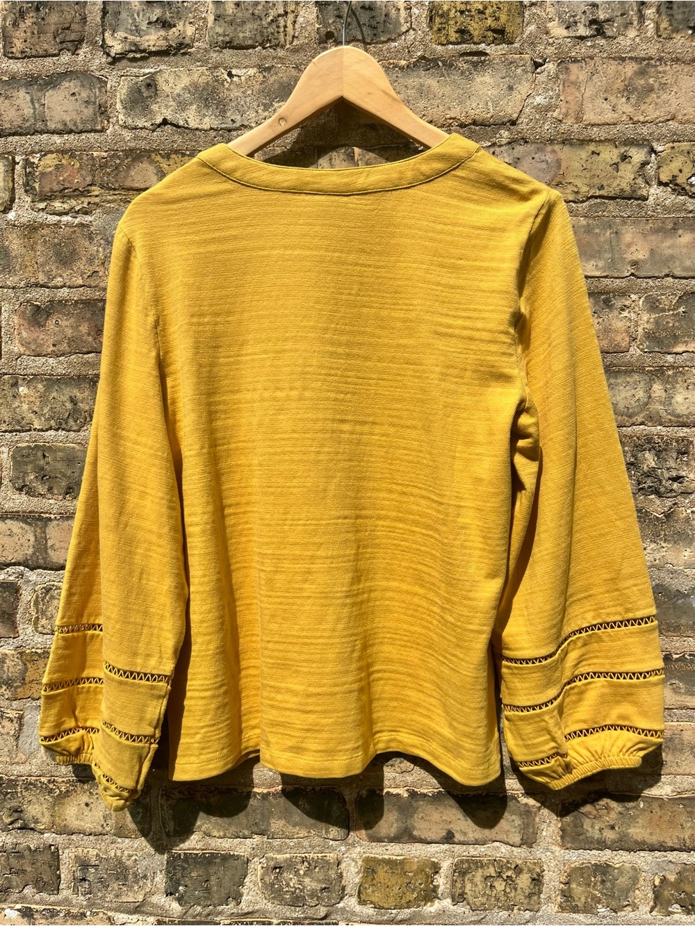 Chico's Cotton Blend V-Neck Knit Top Mustard Yellow Size Medium - Picture 6 of 9